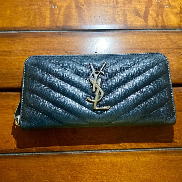 YSL Yves Saint Laurent Monogram Large Zip Wallet in Grained Leather - Picture 2 of 7